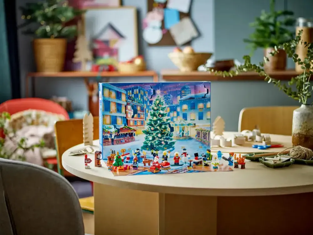 Fashion LEGO Advent Calendar 2023 60381 -