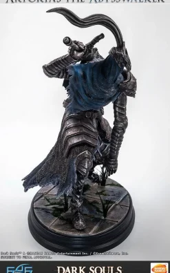 Fashion UTC/First 4 Figures Dark Souls - Artorias the Abysswalker - Statue