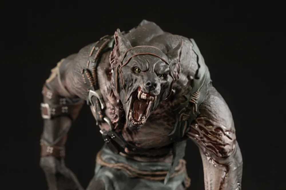 New DHS/Dark Horse Comics The Witcher 3 - Wild Hunt: Werewolf Figure